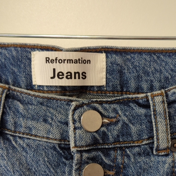 Reformation High Rise Straight Leg Jeans in Malta Wash - Size 25 - Picture 4 of 11